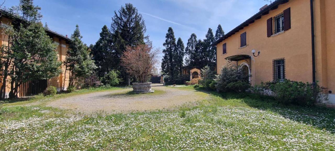 Farolfi Apartments Villa Galliera Bologna Eksteriør billede